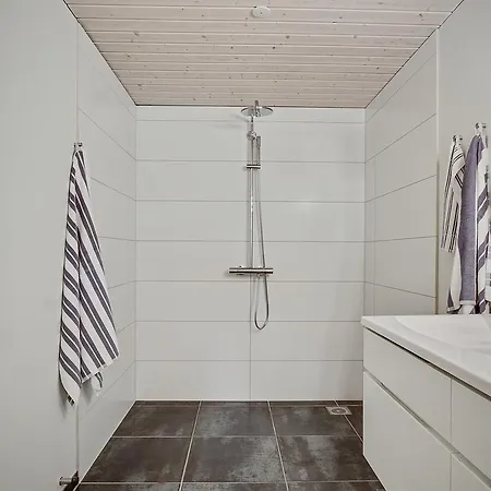 펜션 Two-bedroom Holiday In Hals