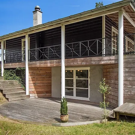 Two-bedroom Holiday In Hals