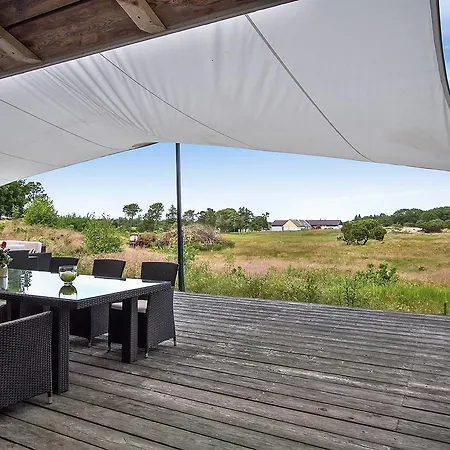 Two-bedroom Holiday In 펜션